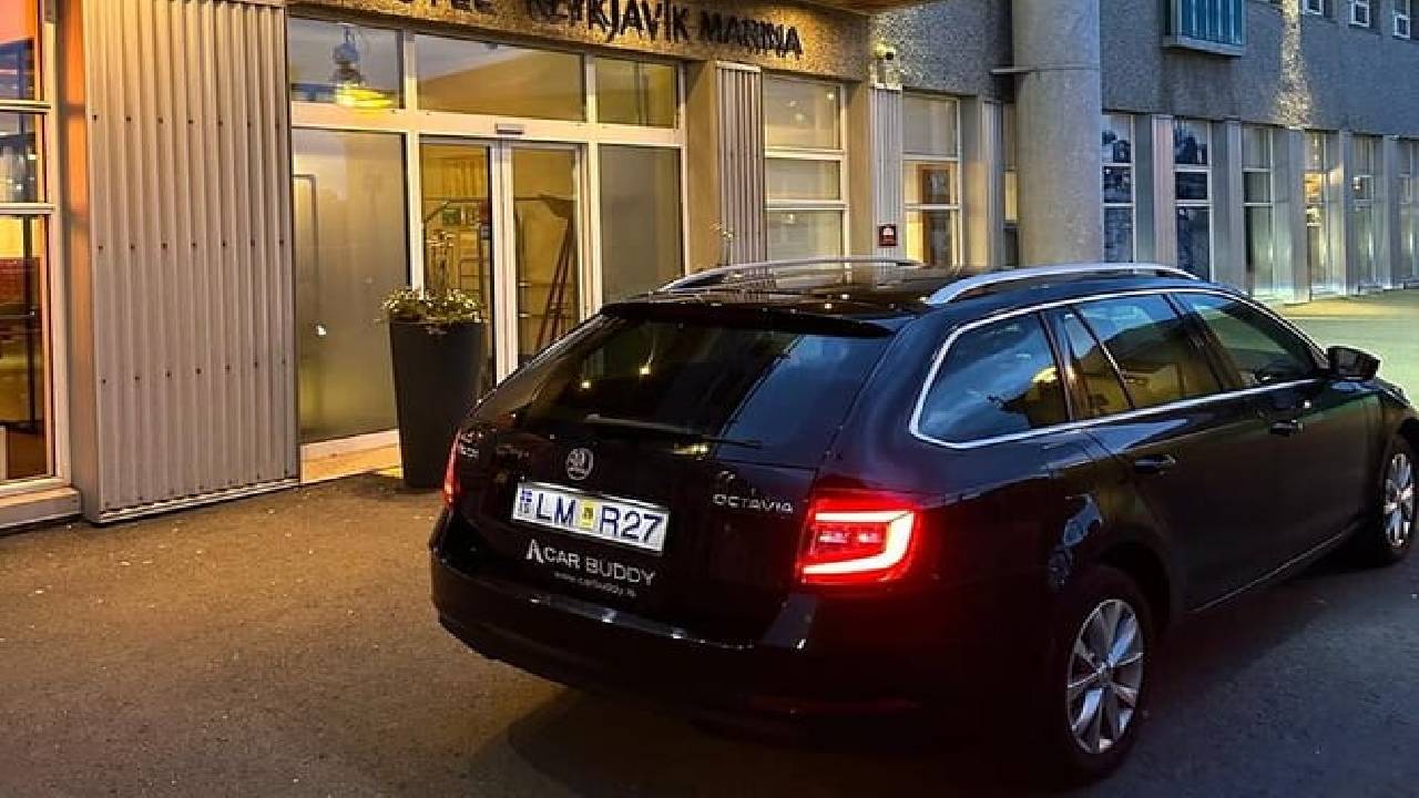 Reykjavik: Private Transfer To/From Keflavik Airport (KEF)