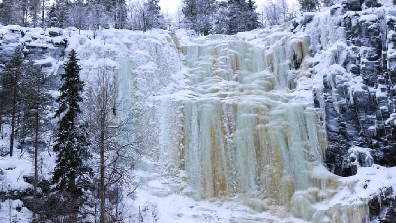 Family-Friendly: Frozen Waterfalls Tour from Rovaniemi