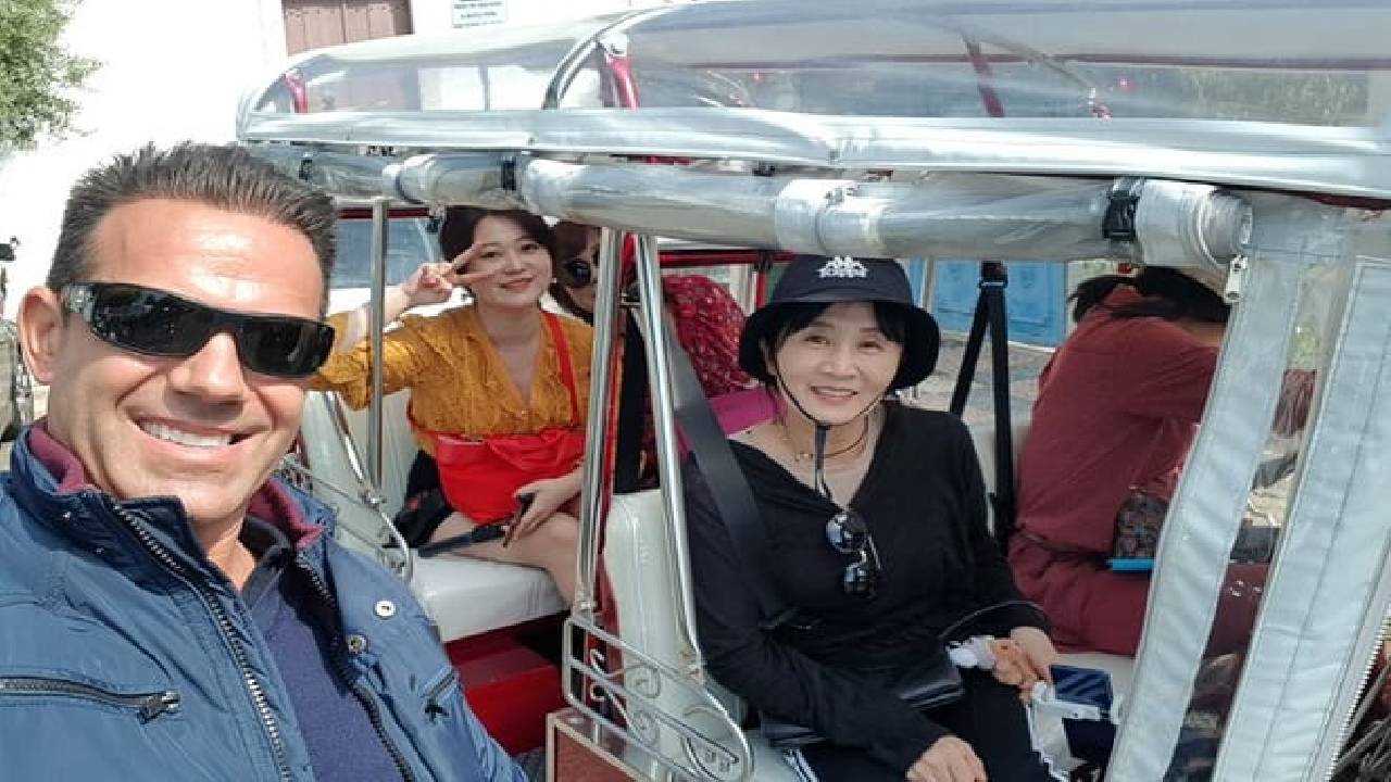 Private Electric Tuk Tuk Tour to Belém