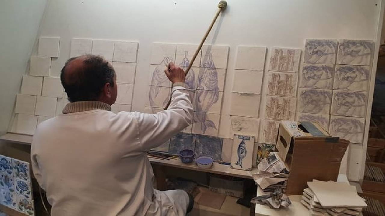 Private guided tour to 7 Colinas and Belém in an electric Tuk Tuk with 4 hours