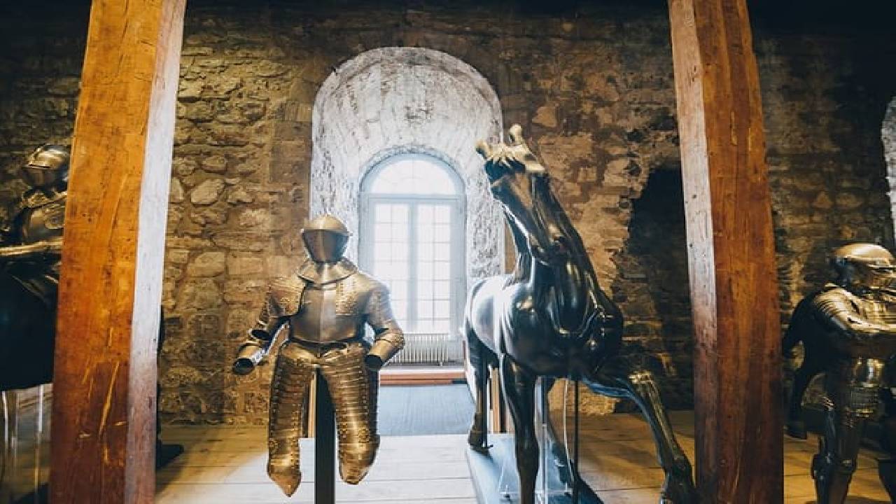 Full Day Private Walking Tour with Skip-the-Line Tower of London