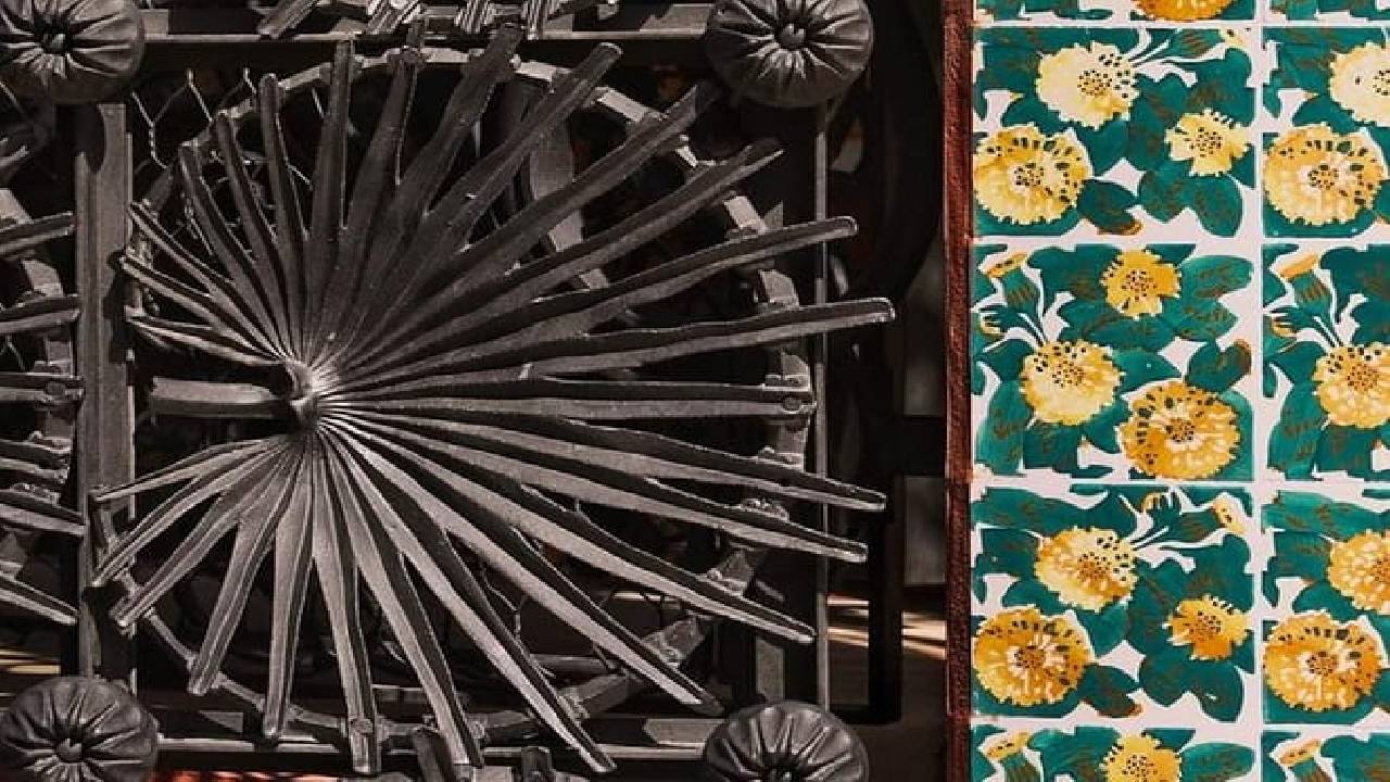 Gaudi houses Private Tour: La Pedrera & Casa Vicens Skip-the-Line