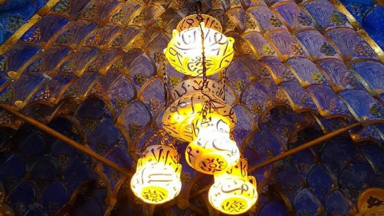 Gaudi houses Private Tour: La Pedrera & Casa Vicens Skip-the-Line