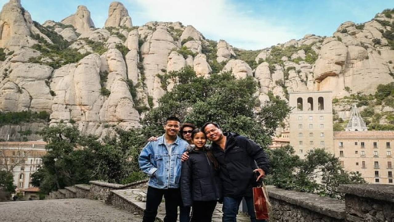 Montserrat Day Trip Private or Small Group with Basilica Tickets