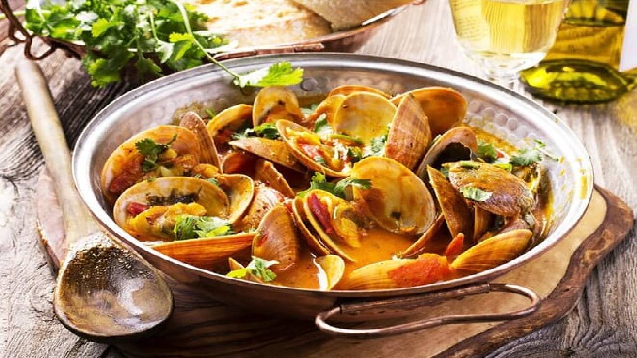 Sintra, Cascais & Estoril Private Tour - Palaces Tickets & Lunch