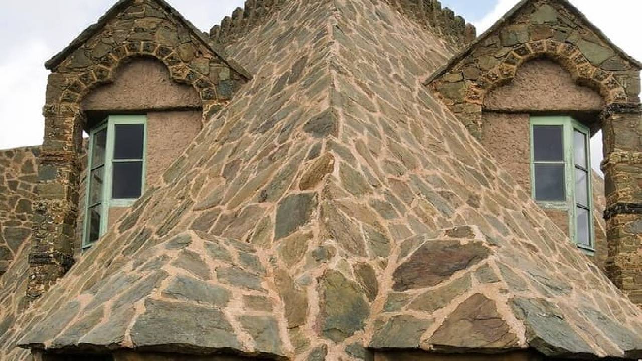 Colonia Guell, Casa Vicens & Torre Bellesguard Private Tour 