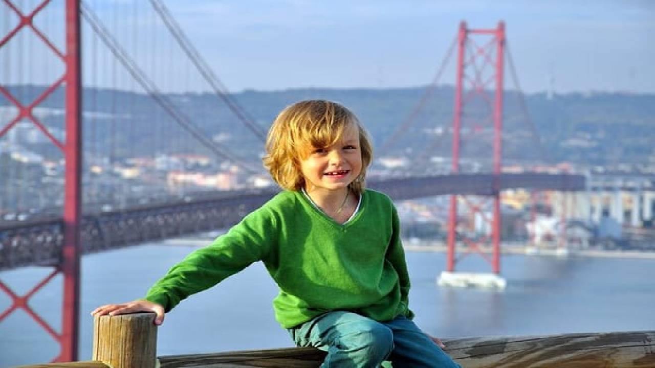 Highlights and Secrets of Lisbon Private Walking Tour