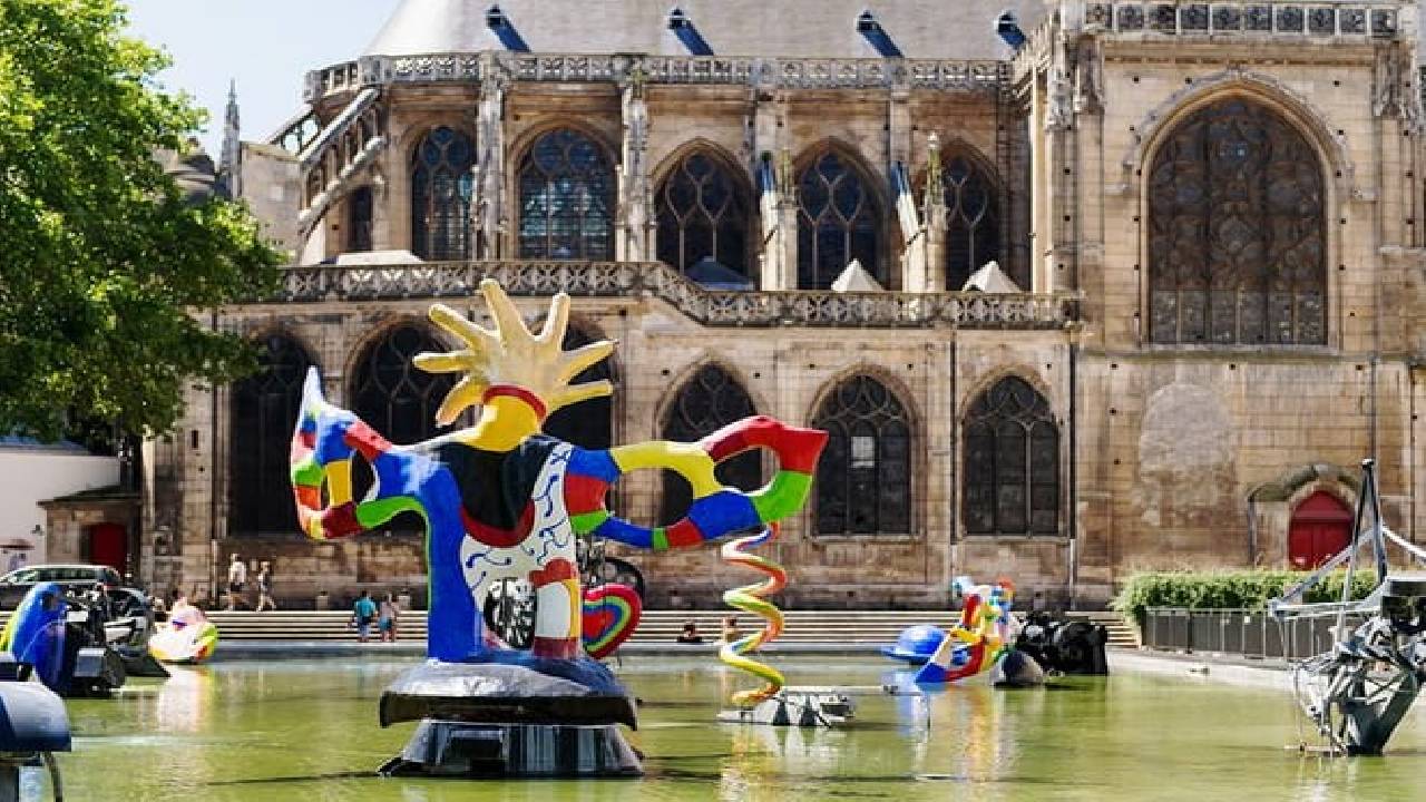 Paris Private Family Tour - Highlights & the Best Museum for Kids