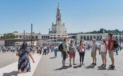Fatima and Coimbra Religious Tour: Private Day Trip from Lisbon