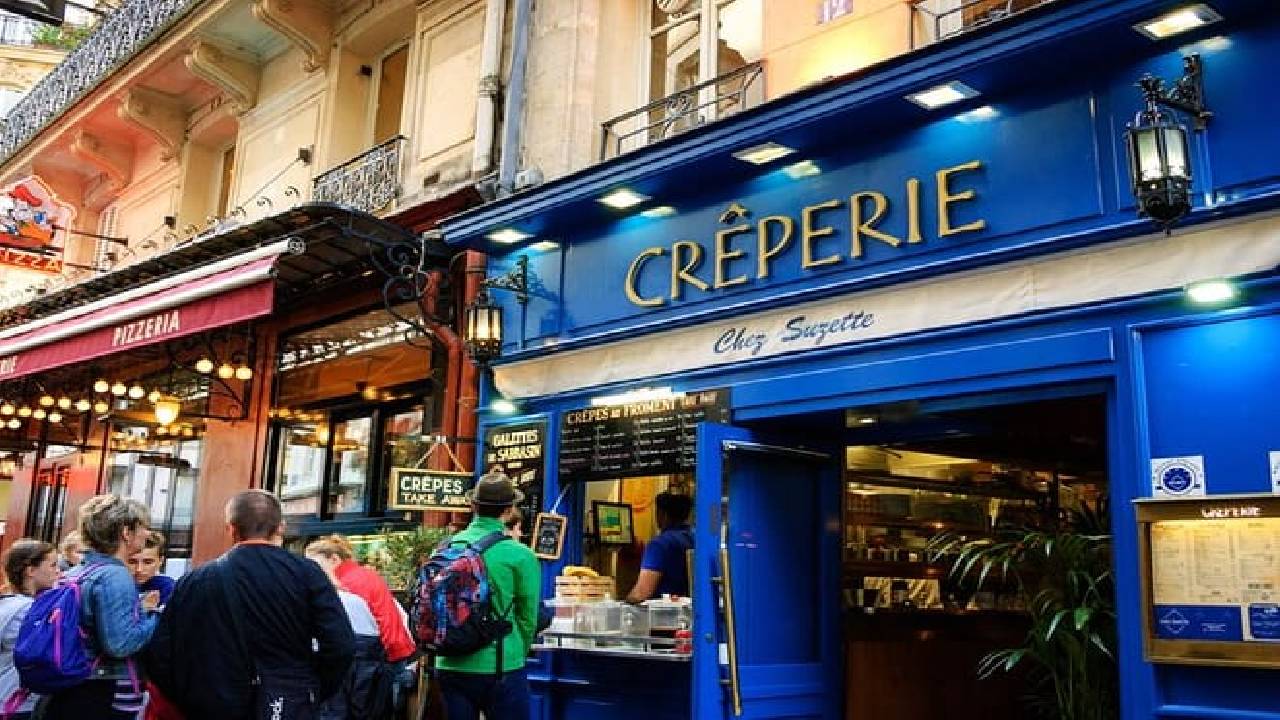Paris Le Marais: Private French Food & Wine Walking Tour