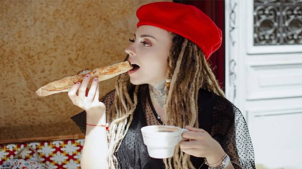 Paris Le Marais: Private French Food & Wine Walking Tour