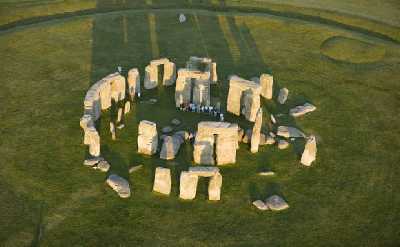 Stonehenge Special Access Guided Morning Tour from London