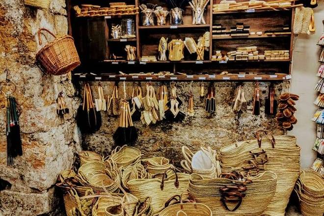 Course julien world's coolest district & Noailles Exotic market