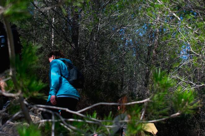 Hiking in the Calanques national park from Luminy 