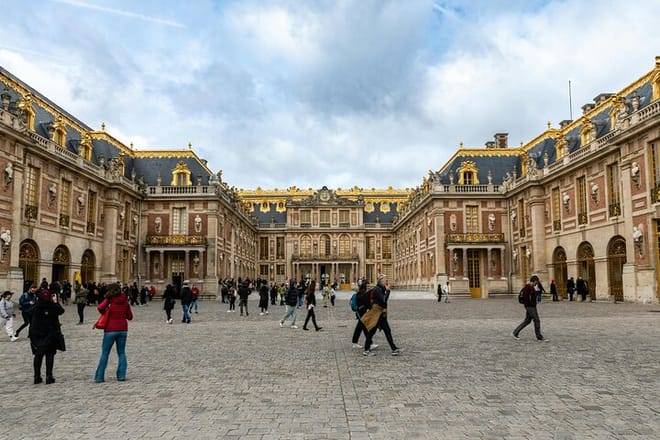  Guided Garden and Palace Tour of Versailles Grand Tour