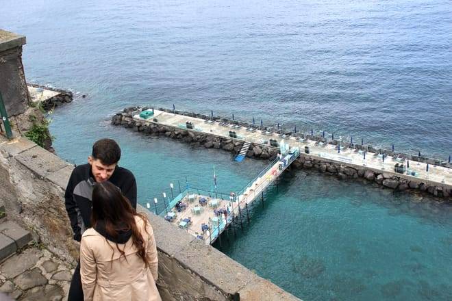 Amalfi Coast Semi Private Tour from Naples: Stops in Positano, Sorrento and Amalfi