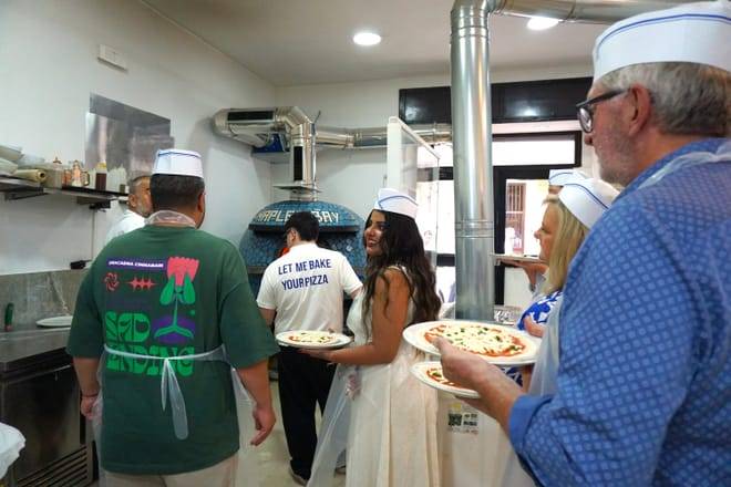 Authentic Pizza Making Class: Learn the Secret Dough Recipe. Appetizers and Drink Included