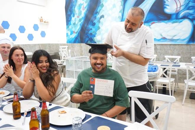 Positano and Sorrento private tour with Pizza class in Naples