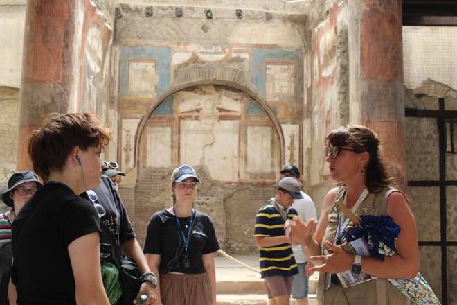 Private Tour of Pompeii and Herculaneum with Guide and Driver