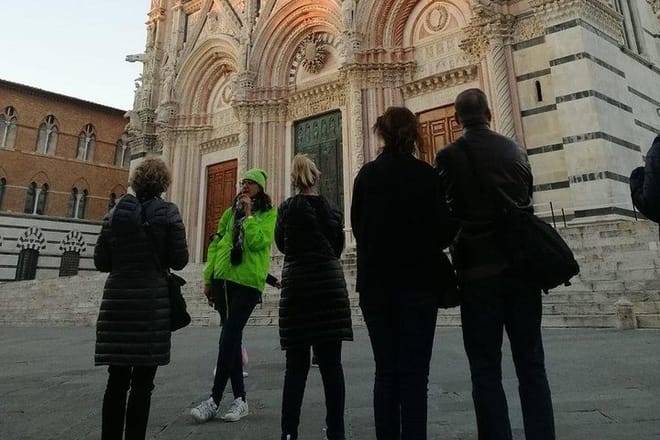 Tuscan Day Trip: Medieval Villages, Cooking Class & Wine Tasting