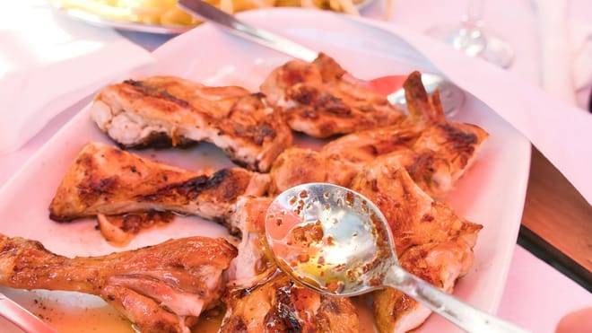 Porto Food Tour with 10 Tastings at 5 Restaurants and Eateries