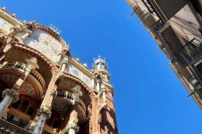 3-Hour Private Gaudi Bike Tour 