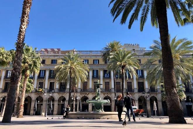 3-Hour Private Gaudi Bike Tour 