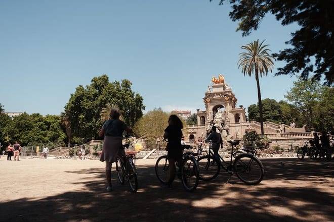 Barcelona City Bike Tour | Highlights and Hidden Gems