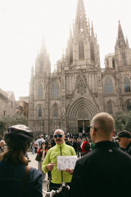 Barcelona City Bike Tour | Highlights and Hidden Gems