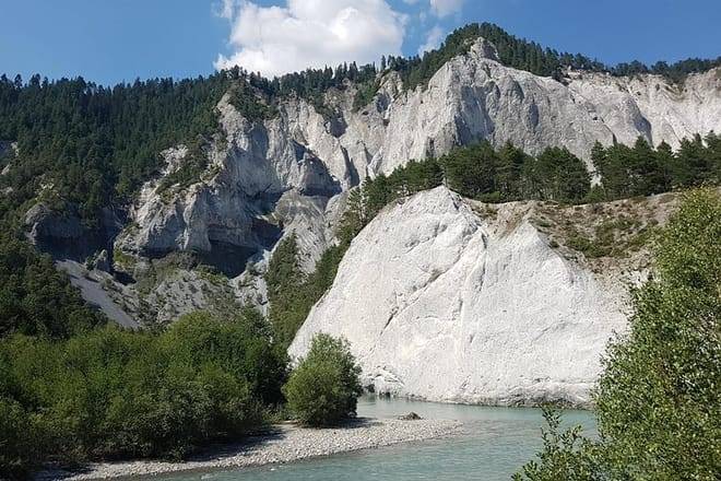 Glacier Express Panoramic Train Round Trip from Zürich With Private Guide 