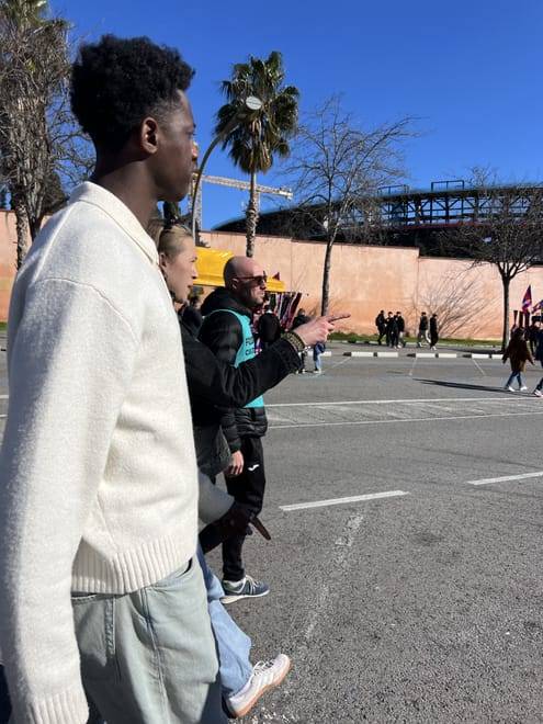 FC Barcelona History Immersive Walking Tour - Beer Included