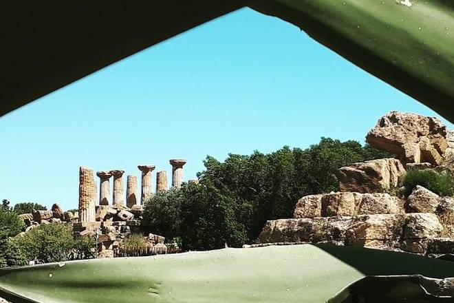 Piazza Armerina - Agrigento, Valley of Temples - Scala dei Turchi from Catania