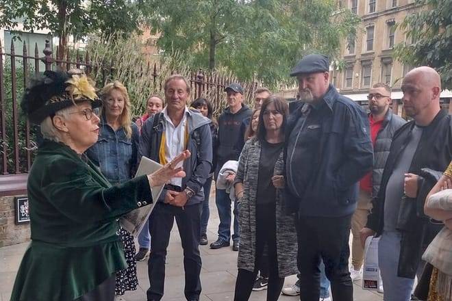 Jack the Ripper Tour Whitechapel Plus Fish and Chips