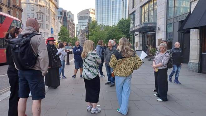 Jack the Ripper Walk with Fish and Chips