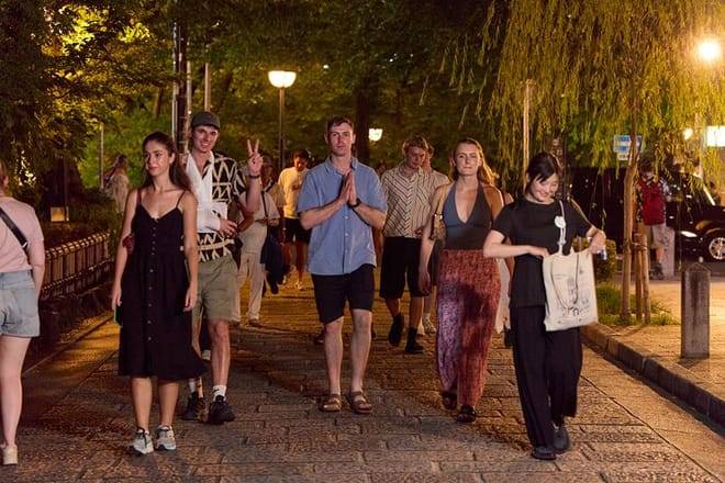 Kyoto Gion Geisha District Walking Tour - The Stories of Geisha