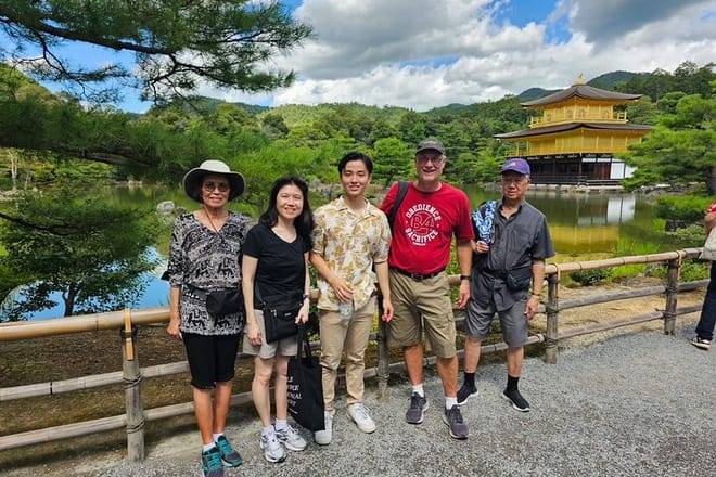 Kyoto Early Morning Tour with English-Speaking Guide