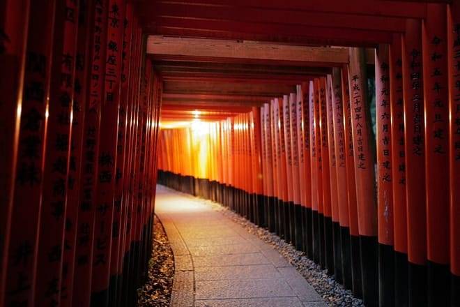 Kyoto Fushimi Inari Night Walking Tour