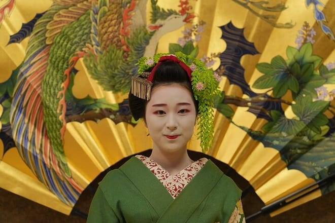 The Art of Geisha: Exclusive Show & Gion Walking Tour