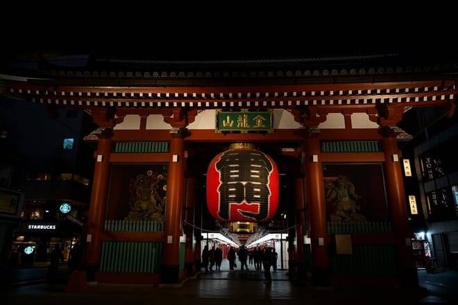 Asakusa Night Evening Walking Tour with English-Speaking Guide