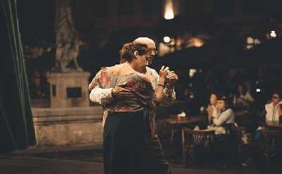 Milonga Dance Lesson and Tango History Tour