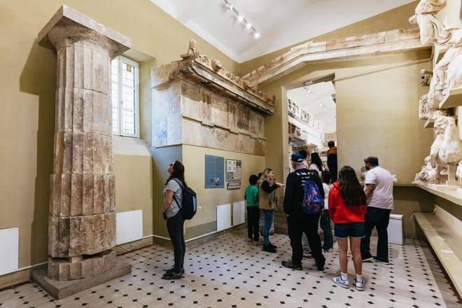 Epidaurus, Mycenae and Nafplio Small-Group Tour from Athens