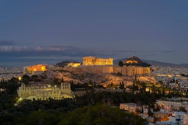 Half Day Athens Private Tailor-Made City Tour (Skip the line of Acropolis)