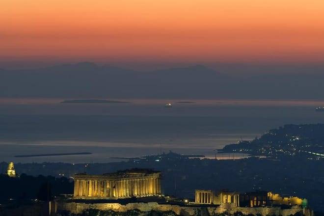 Half Day Athens Private Tailor-Made City Tour (Skip the line of Acropolis)