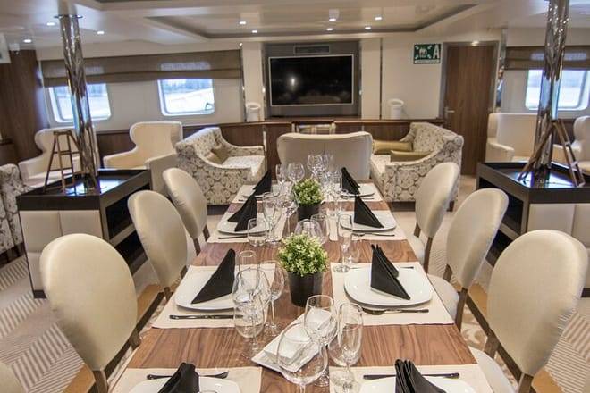 VIP - Day Cruise From Athens to Hydra Poros Aegina