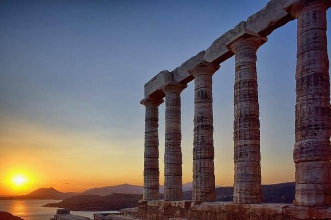 Sunset at the Temple of Poseidon: Private Half-Day Tour 