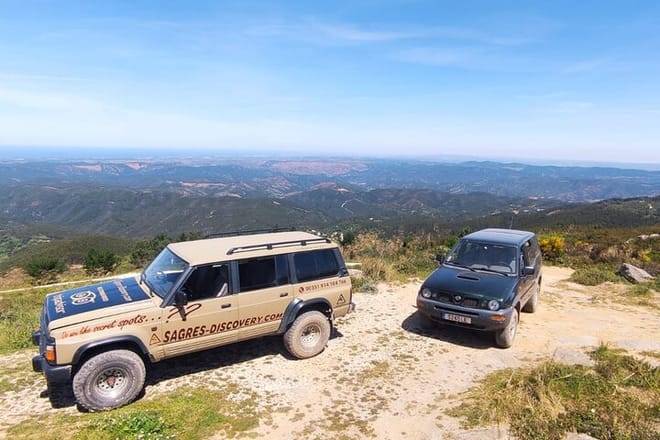 Half-day 4X4 tour of the Monchique Mountains and Lake Bravura