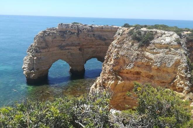From Faro: Benagil Hiking Cliffs and the 4 Treasure Experience