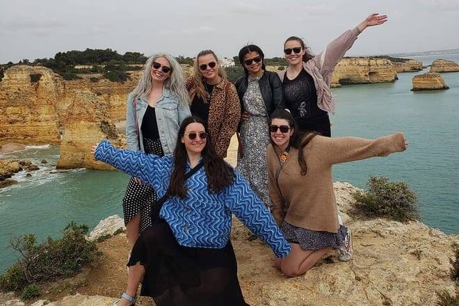 From Faro: Benagil Hiking Cliffs and the 4 Treasure Experience