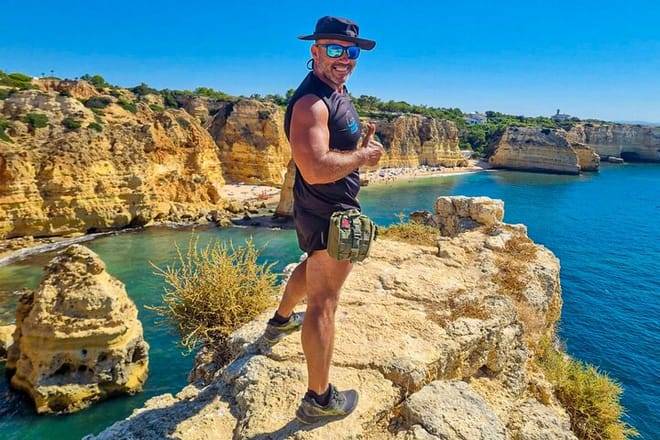 From Faro: Benagil Hiking Cliffs and the 4 Treasure Experience