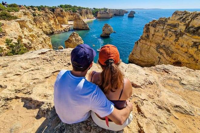 From Faro: Benagil Hiking Cliffs and the 4 Treasure Experience